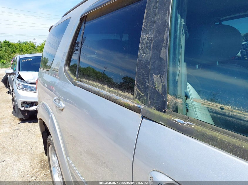 2002 Toyota Sequoia Limited V8 VIN: 5TDBT48A92S076580 Lot: 45457077