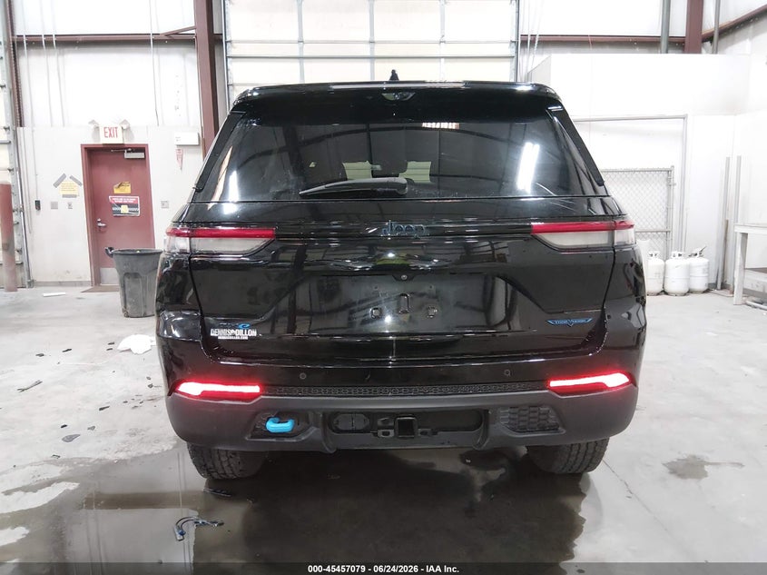 2022 Jeep Grand Cherokee (VIN: 1C4RJYC66N8748571)