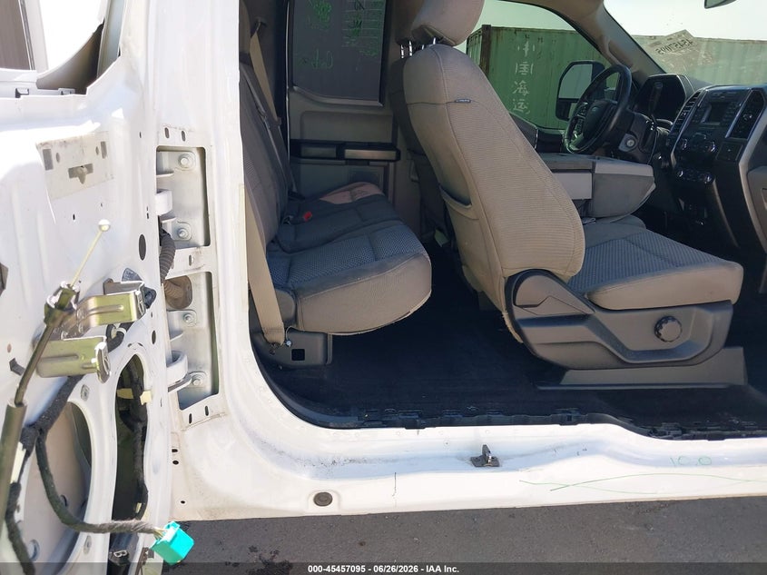 2017 FORD F-150 auction photo 8