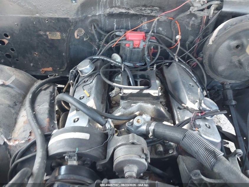 1986 CHEVROLET C-10 COUPE 5.0L V8 CRB OHV C
