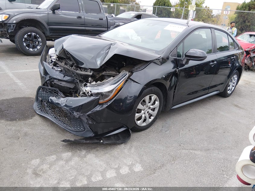 2020 TOYOTA COROLLA auction photo 2