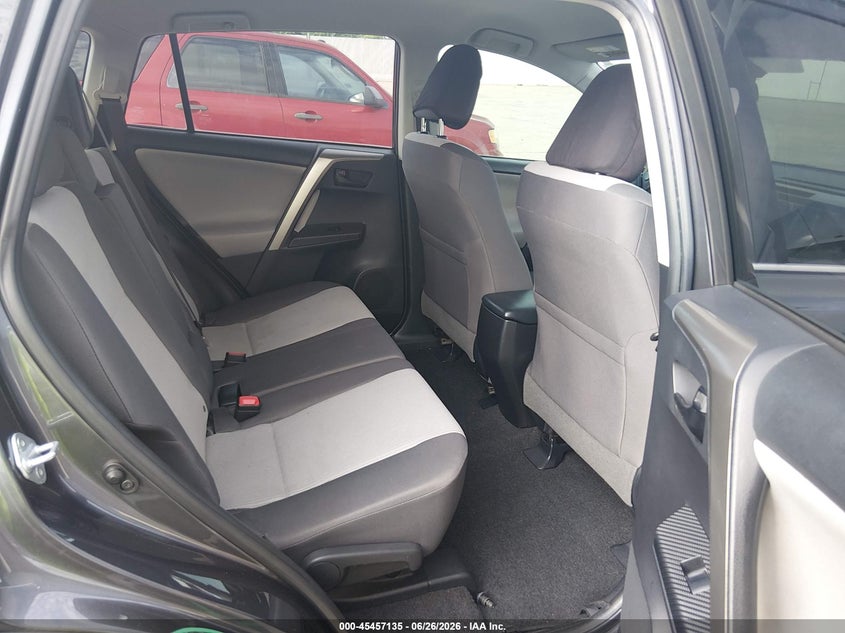 2015 TOYOTA RAV4 auction photo 8