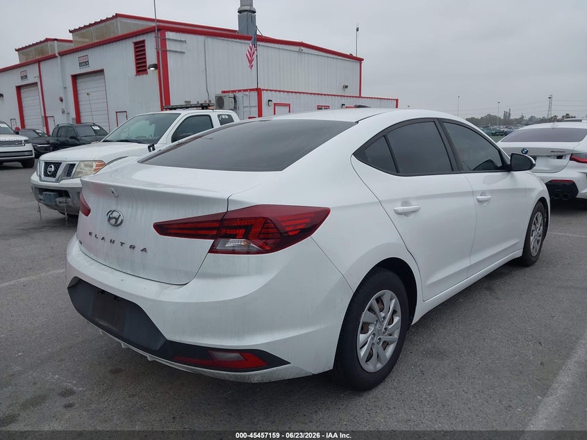2019 HYUNDAI ELANTRA SE — Photo 4