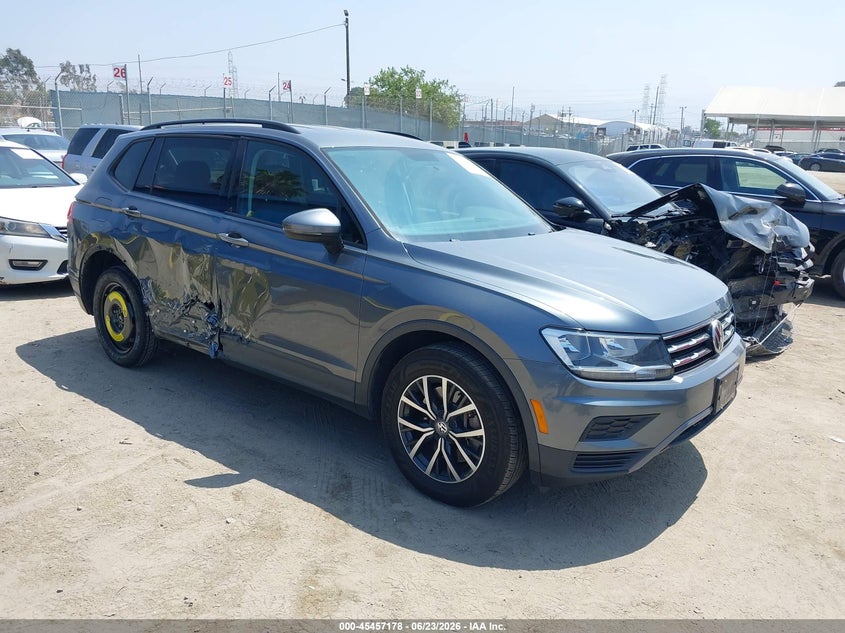 2021 VOLKSWAGEN TIGUAN  (VIN: 3VV1B7AX9MM011389)
