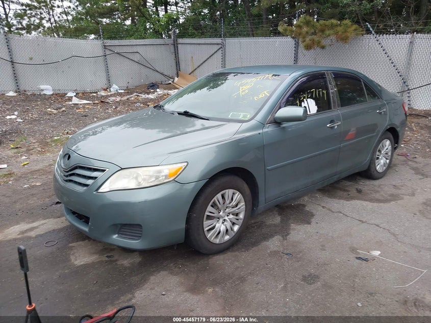 2010 Toyota Camry Le 4T1BF3EK4AU531081 photo 1
