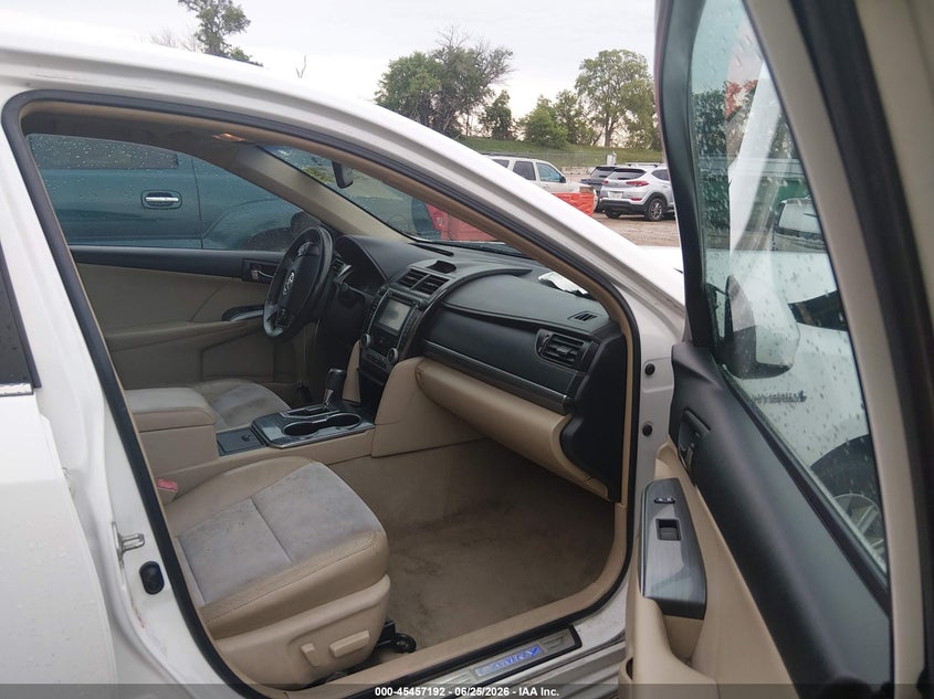 2012 TOYOTA CAMRY HYBRID auction photo 5