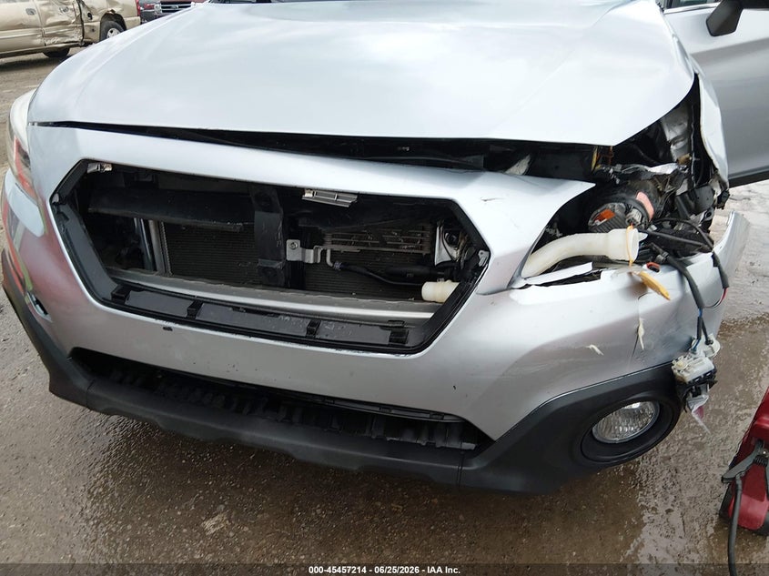 2017 SUBARU OUTBACK auction photo 6
