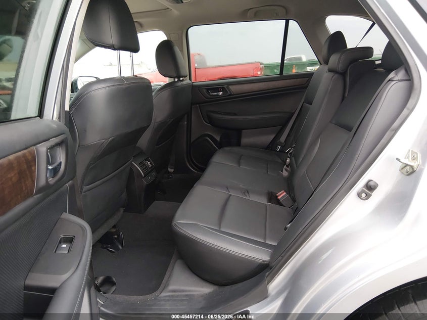 2017 SUBARU OUTBACK auction photo 8