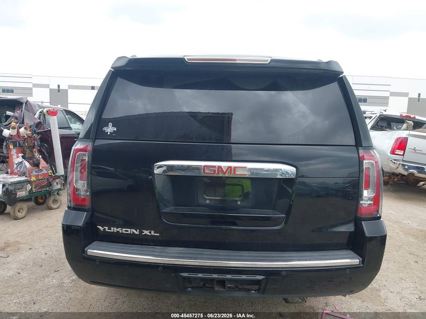 GMC YUKON XL - zdjęcie 16