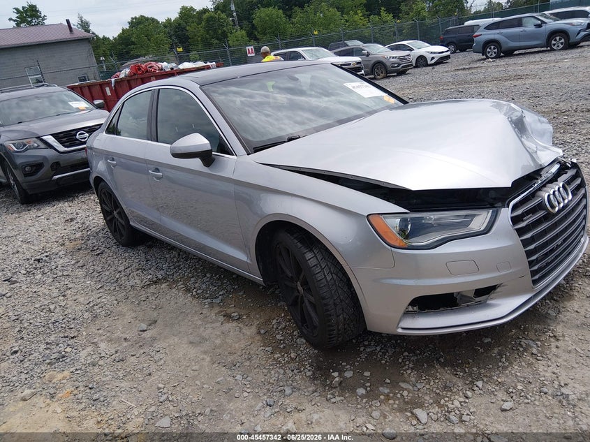 Vin: wauefgff5f1076449, lot: 45955455, audi a3 2.0t premium 2015 img_1