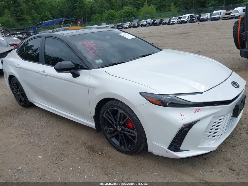2026 TOYOTA CAMRY  (VIN: 4T1DBADKXTU050006)