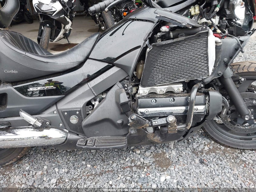 2013 Honda Gl1800 B VIN: JH2SC684XDK001703 Lot: 45457375
