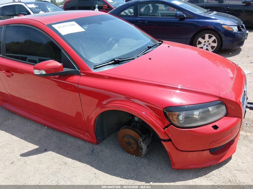 2008 Volvo C30 T5 R-Design/T5 Version 1.0/T5 Version 2.0 VIN: YV1MK672782049969 Lot: 45457388