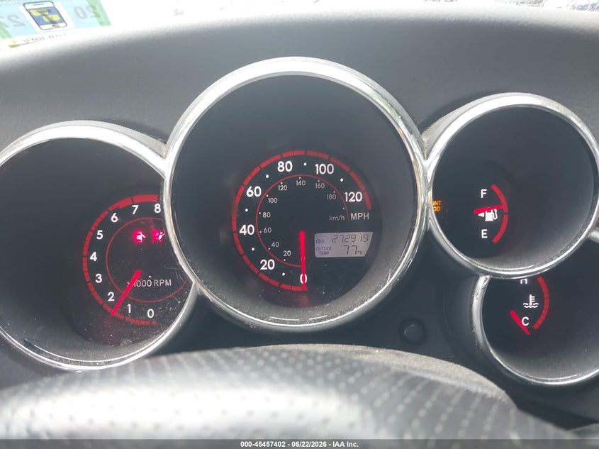 2005 Toyota Matrix Xr VIN: 2T1KR32E45C501995 Lot: 45457402