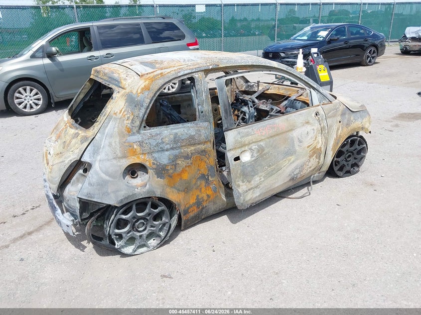 2012 FIAT 500 auction photo 4