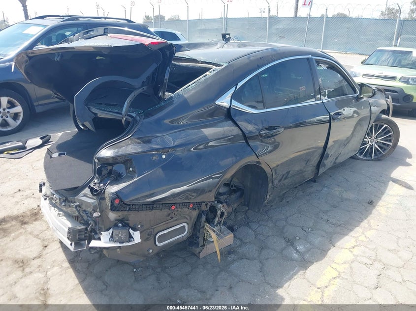 Vin: 58ada1c1xru052335, lot: 45955554, lexus es 300h 20244