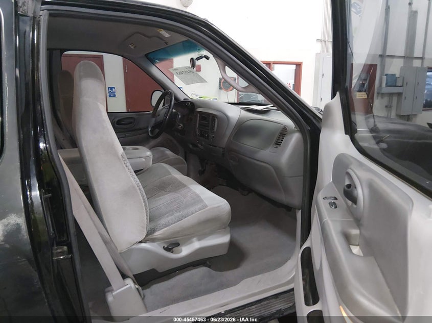 1999 FORD F-150 TRUCK 5.4L V-8 260HP