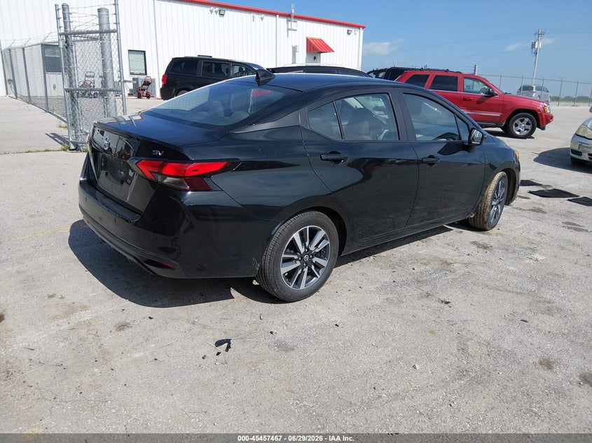 2021 NISSAN VERSA auction photo 4