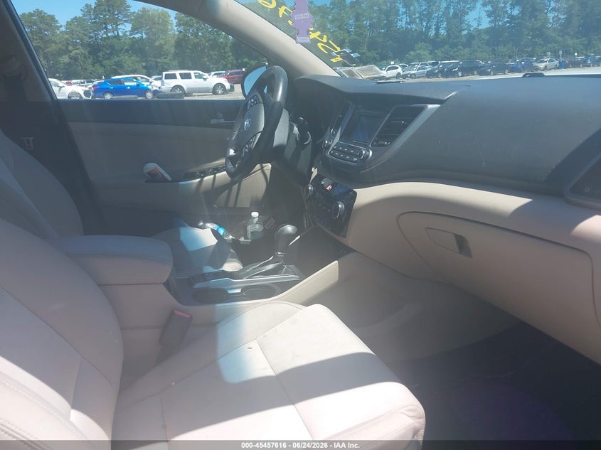 2017 HYUNDAI TUCSON auction photo 5
