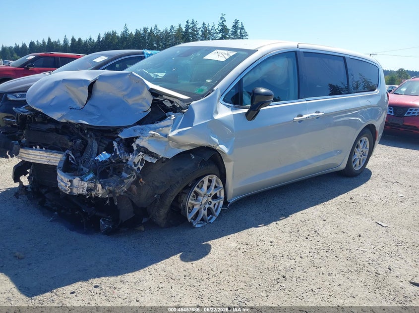 Vin: 2c4rc1bg8rr149869, lot: 45955799, chrysler pacifica touring l 20242