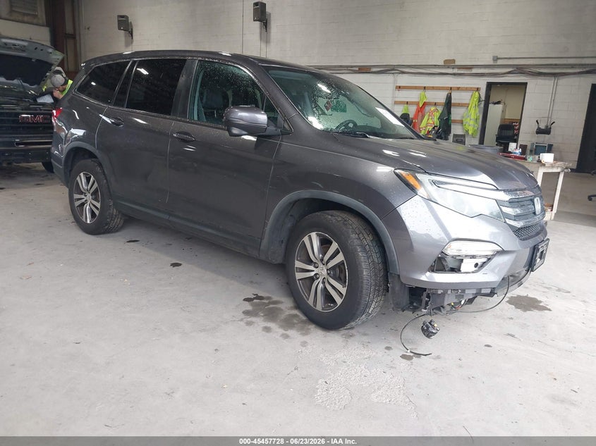 2017 HONDA PILOT auction photo 1