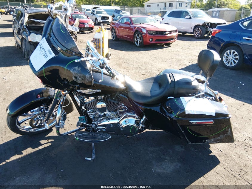 2014 Harley-Davidson Flhx Shrine Street Glide VIN: 1HD1KPM13EB701376 Lot: 45457790