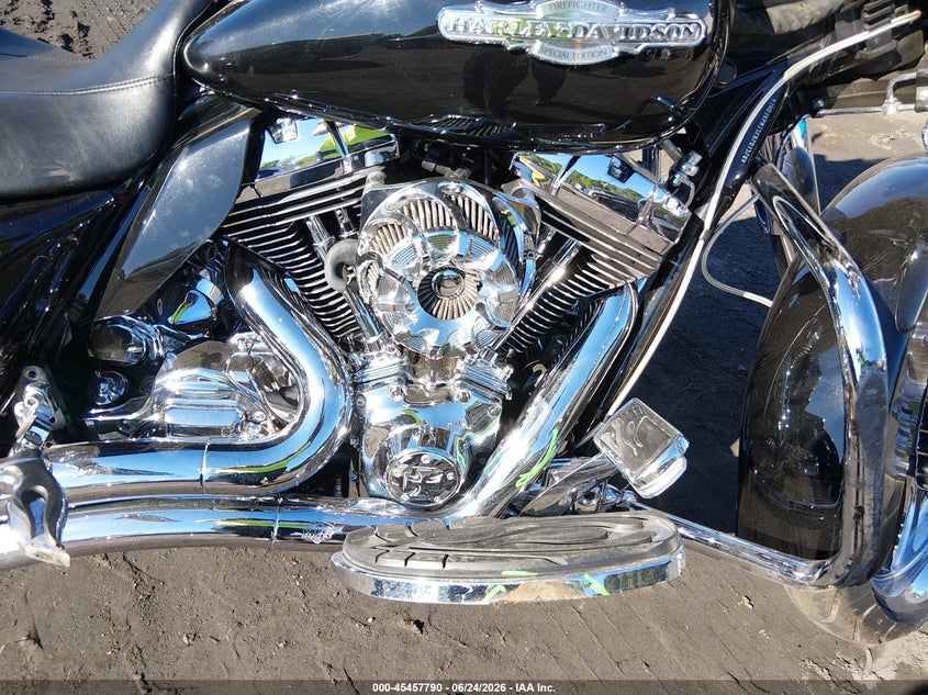 2014 Harley-Davidson Flhx Shrine Street Glide VIN: 1HD1KPM13EB701376 Lot: 45457790