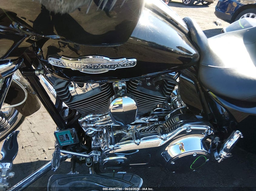 2014 Harley-Davidson Flhx Shrine Street Glide VIN: 1HD1KPM13EB701376 Lot: 45457790