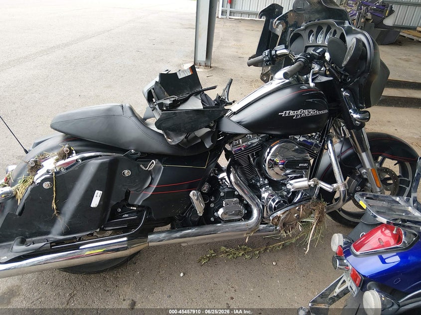 2016 Harley-Davidson Flhxs Street Glide Special VIN: 1HD1KRM12GB627866 Lot: 45457910