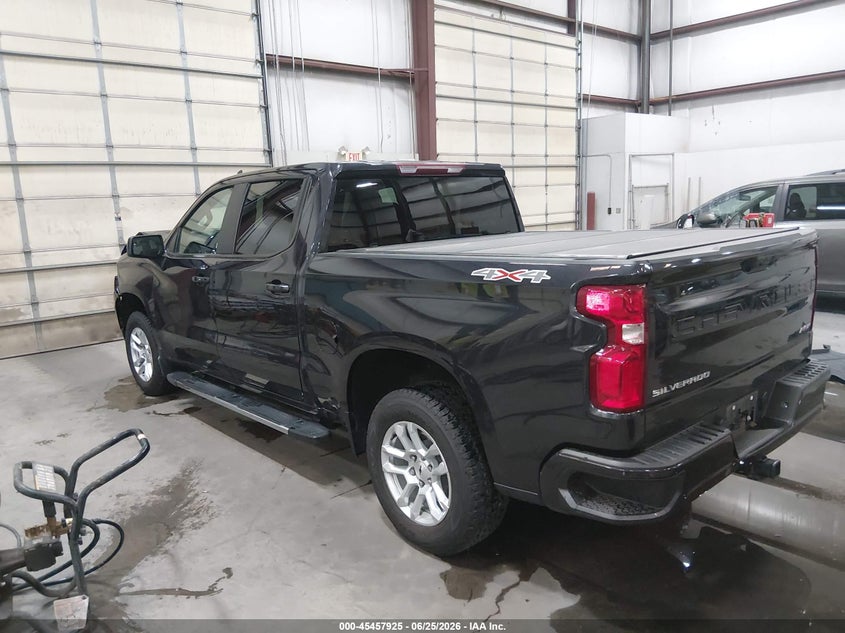 2023 CHEVROLET SILVERADO 1500 auction photo 3