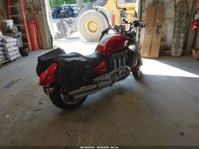 TRIUMPH ROCKET III 2005