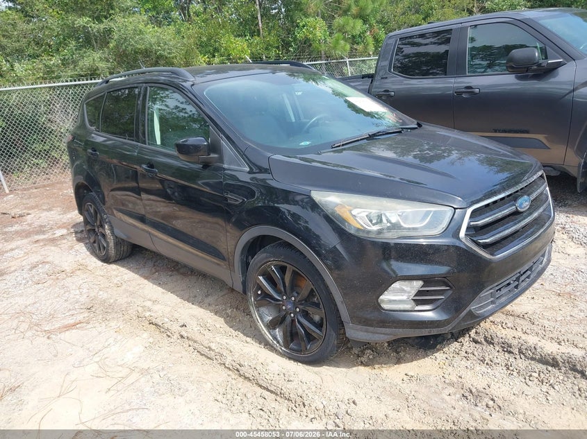 Vin: 1fmcu0g93hub86252, lot: 45956166, ford escape se 20171