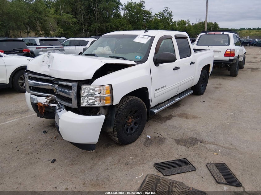 2010 CHEVROLET SILVERADO 1500 auction photo 2