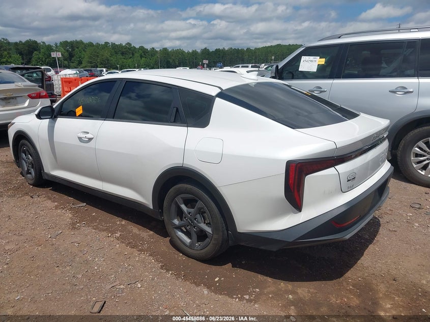 Vin: 3kpft4de5se119476, lot: 45956199, kia k4 lxs 20253
