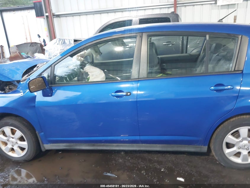 2007 Nissan Versa 1.8Sl VIN: 3N1BC13E77L398370 Lot: 45458181