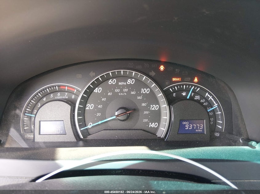 2014 TOYOTA CAMRY auction photo 7