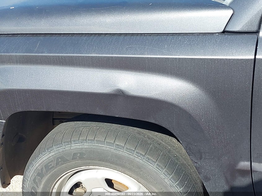 2014 JEEP PATRIOT auction photo 6