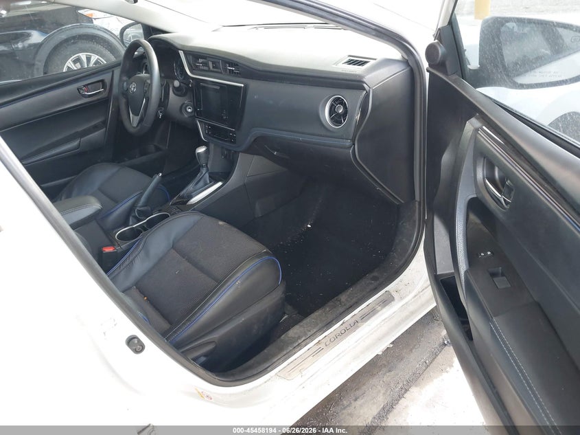 2018 TOYOTA COROLLA auction photo 5