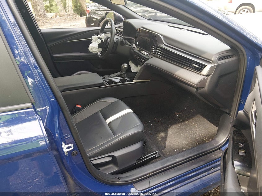 2025 TOYOTA CAMRY auction photo 5