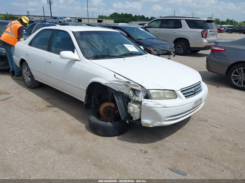 2000 TOYOTA CAMRY auction photo 1
