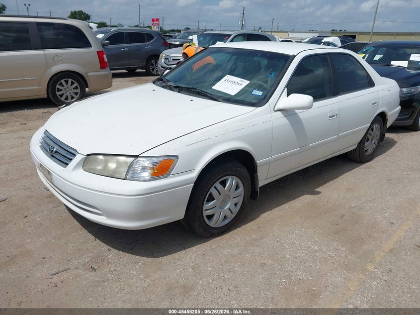 2000 TOYOTA CAMRY auction photo 2