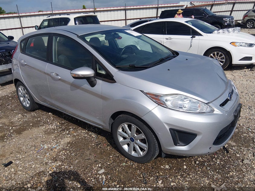 Vin: 3fadp4ej0dm116815, lot: 45956326, ford fiesta se 2013 img_1
