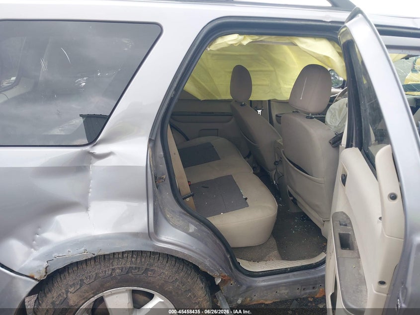 2008 FORD ESCAPE auction photo 8
