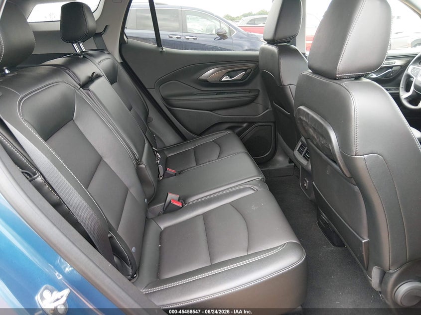 2024 GMC TERRAIN auction photo 8