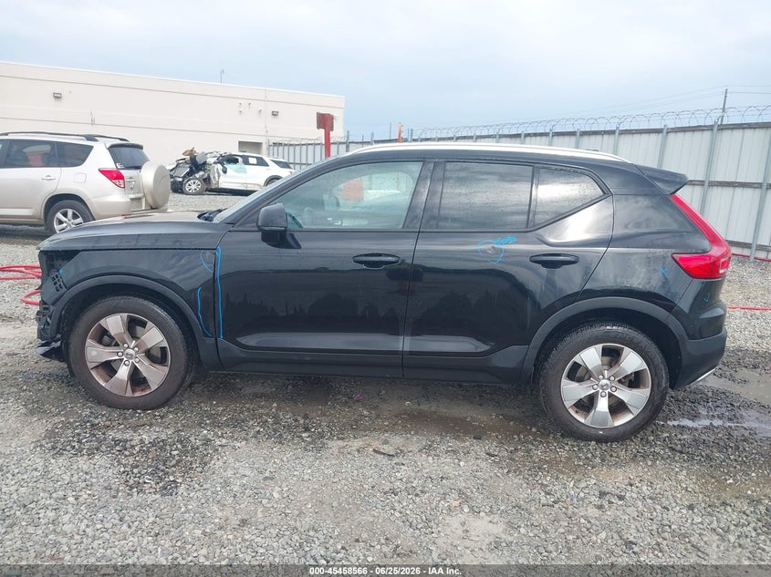 2020 Volvo Xc40 T5 Momentum VIN: YV4162UK2L2203049 Lot: 45458566