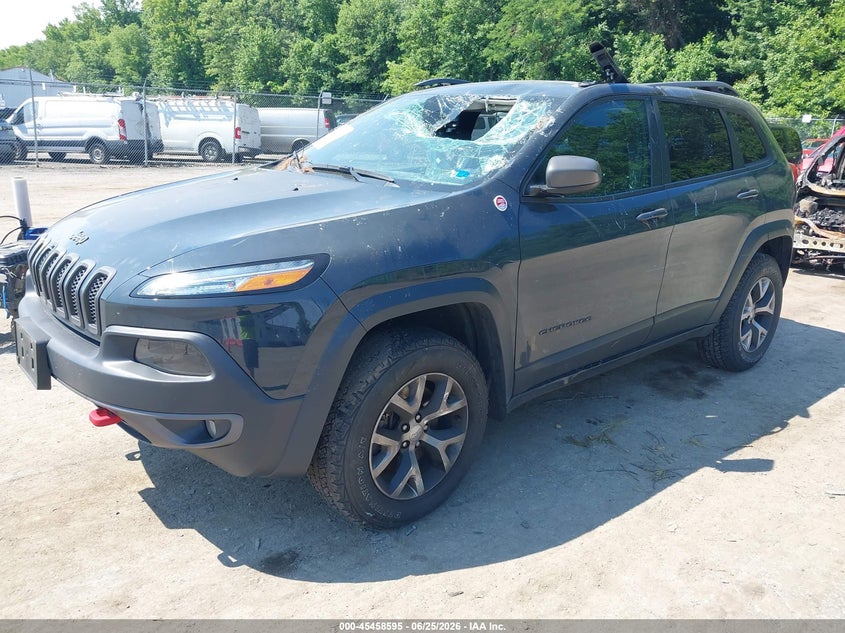 2017 JEEP CHEROKEE auction photo 2