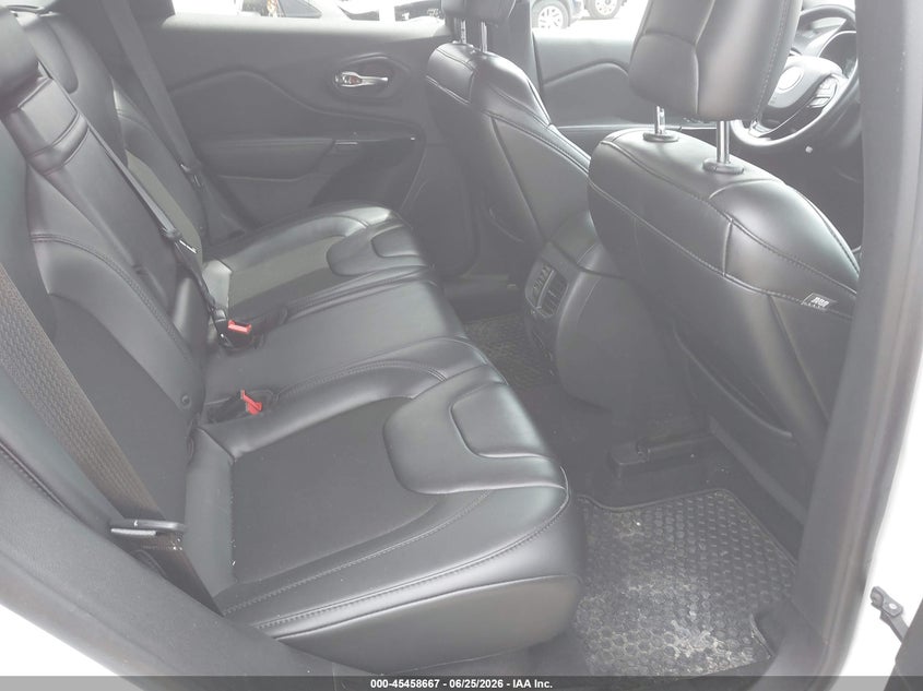 2019 JEEP CHEROKEE auction photo 8