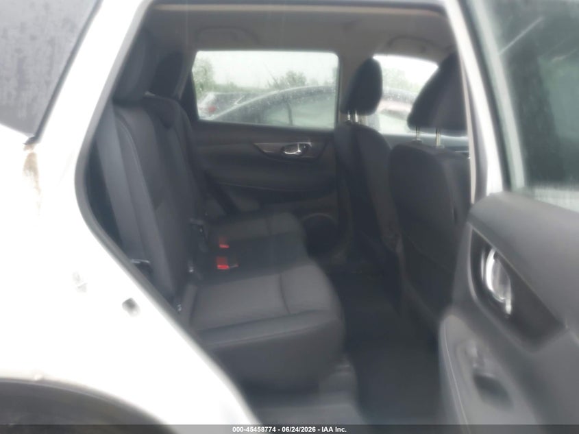 2018 NISSAN ROGUE auction photo 8