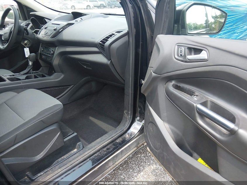 2017 FORD ESCAPE auction photo 5