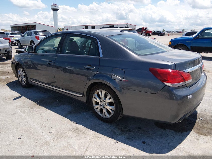 2011 TOYOTA AVALON auction photo 3